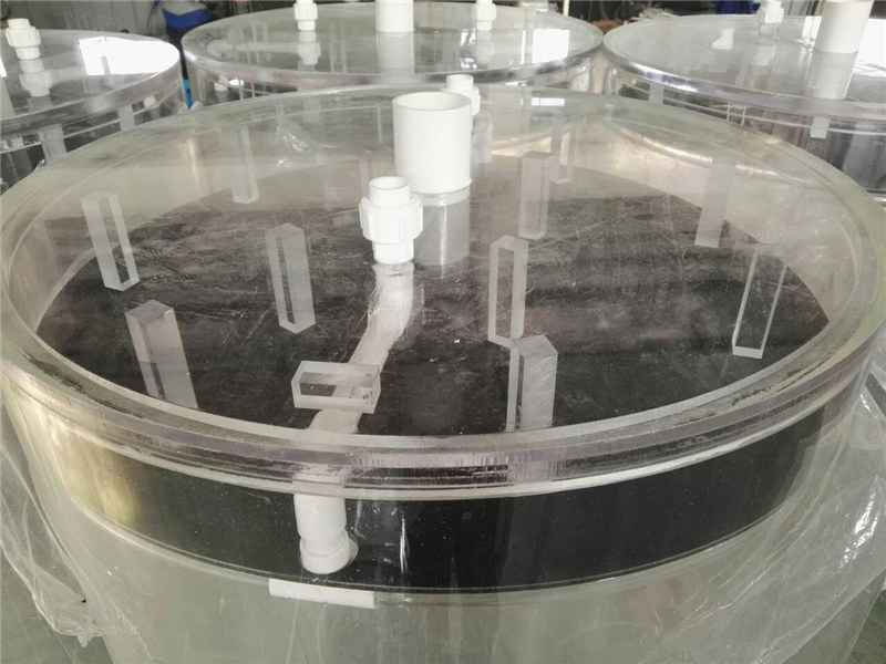 жешко !!! Акрилни резервоари за медуза